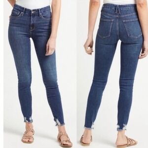 Good American Good Legs Raw Hem‎ Jeans size 10 / 30